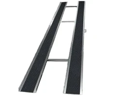 Откидной пандус из оцинкованной стали, нескладной,  длиной до 3,5 м с абразивным  покрытием 4454